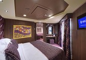 MSC-Preziosa,-MSC-Yacht-Club---Royal-Suite2.jpg