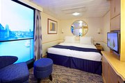 RCI_VY_Virtual_Balcony_Stateroom_RB1242-0112.jpg